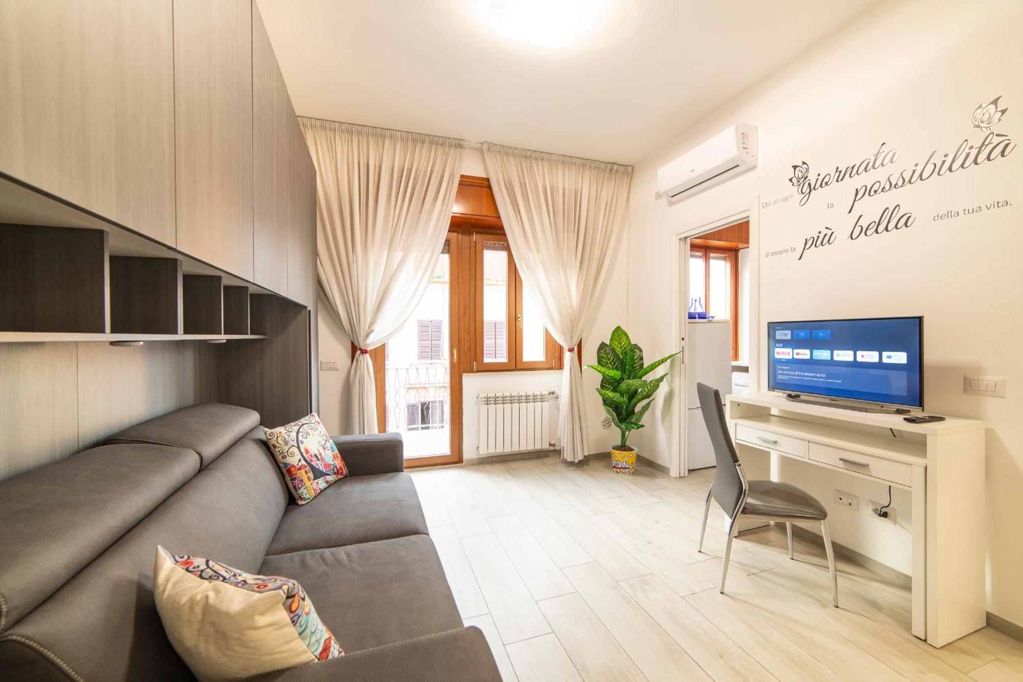 Smart Home - Trilocale Con Parcheggio Privato Řím Exteriér fotografie
