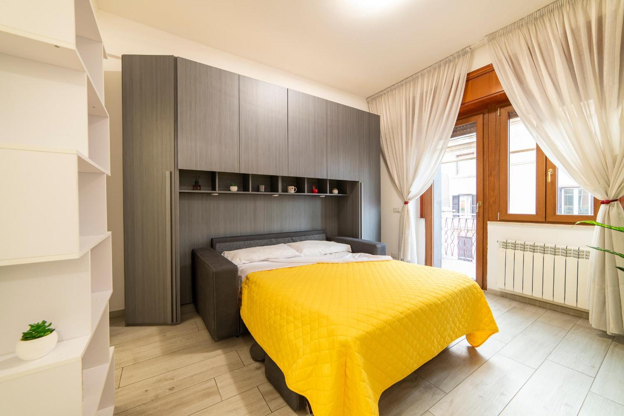 Smart Home - Trilocale Con Parcheggio Privato Řím Exteriér fotografie